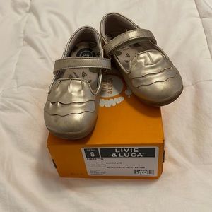 Livie & Luca Libretto Champagne Metallic Synthetic Leather Mary Jane’s, size 8